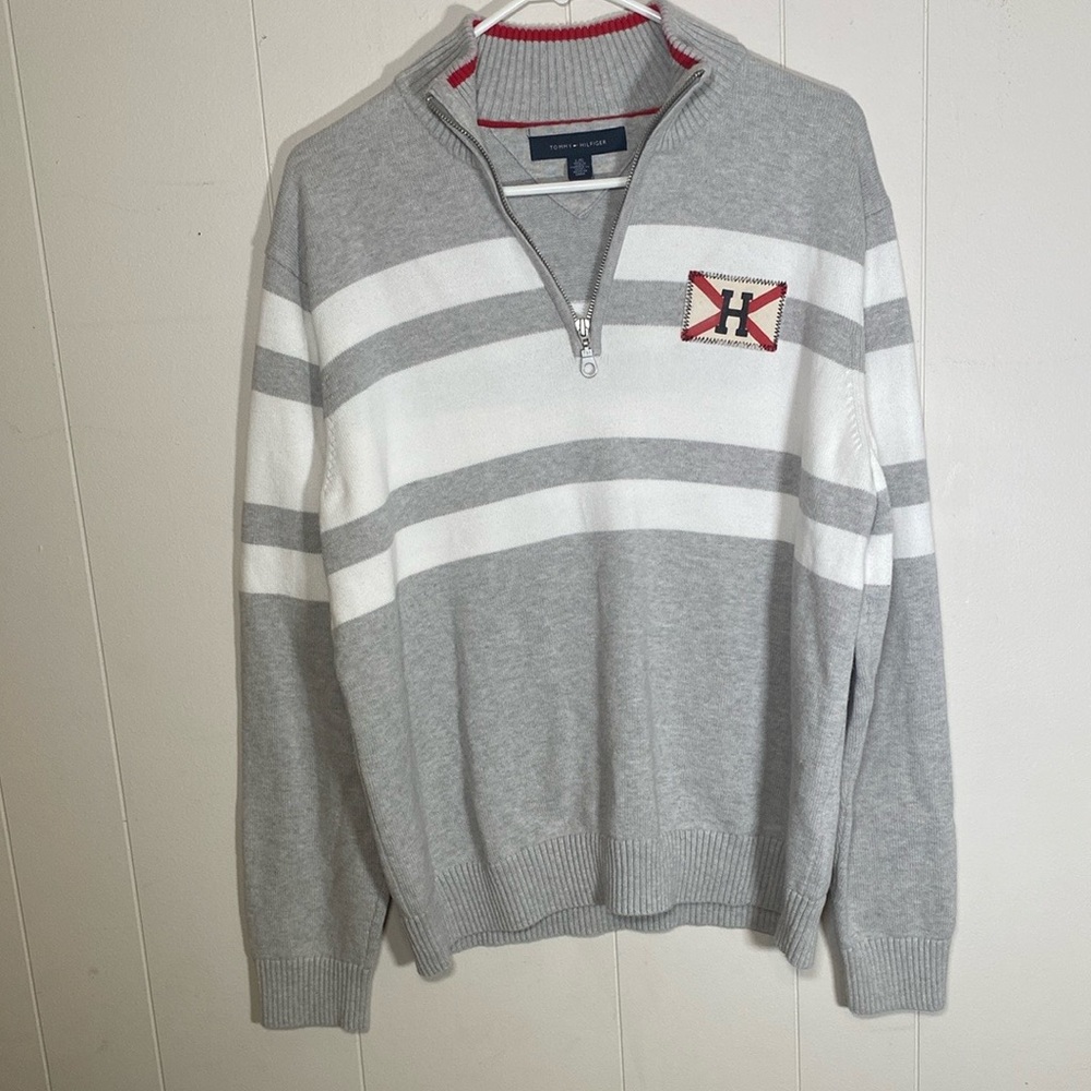 Tommy Hilfiger Gray and White Men's Sweater size large quarter zip‎ preppy